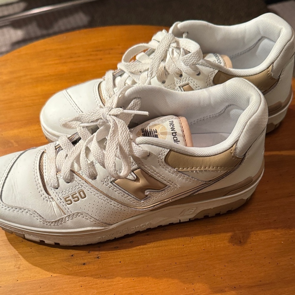 New Balance White and Tan 550 Sneakers - Picture 4 of 8